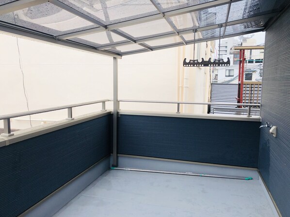 Basic Villa | Terrace/patio - Charlie's House (Osaka)