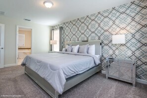 5 bedrooms, iron/ironing board, WiFi