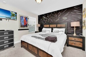6 habitaciones, tabla de planchar con plancha, wifi y ropa de cama