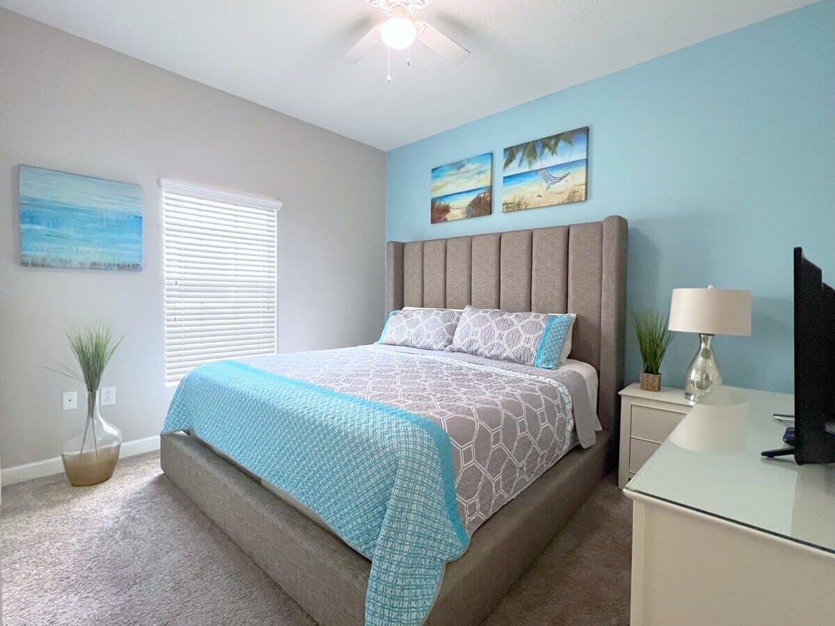 5 bedrooms, iron/ironing board, WiFi, bed sheets