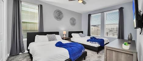6 habitaciones, tabla de planchar con plancha, wifi y ropa de cama
