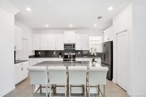 Microwave, coffee/tea maker