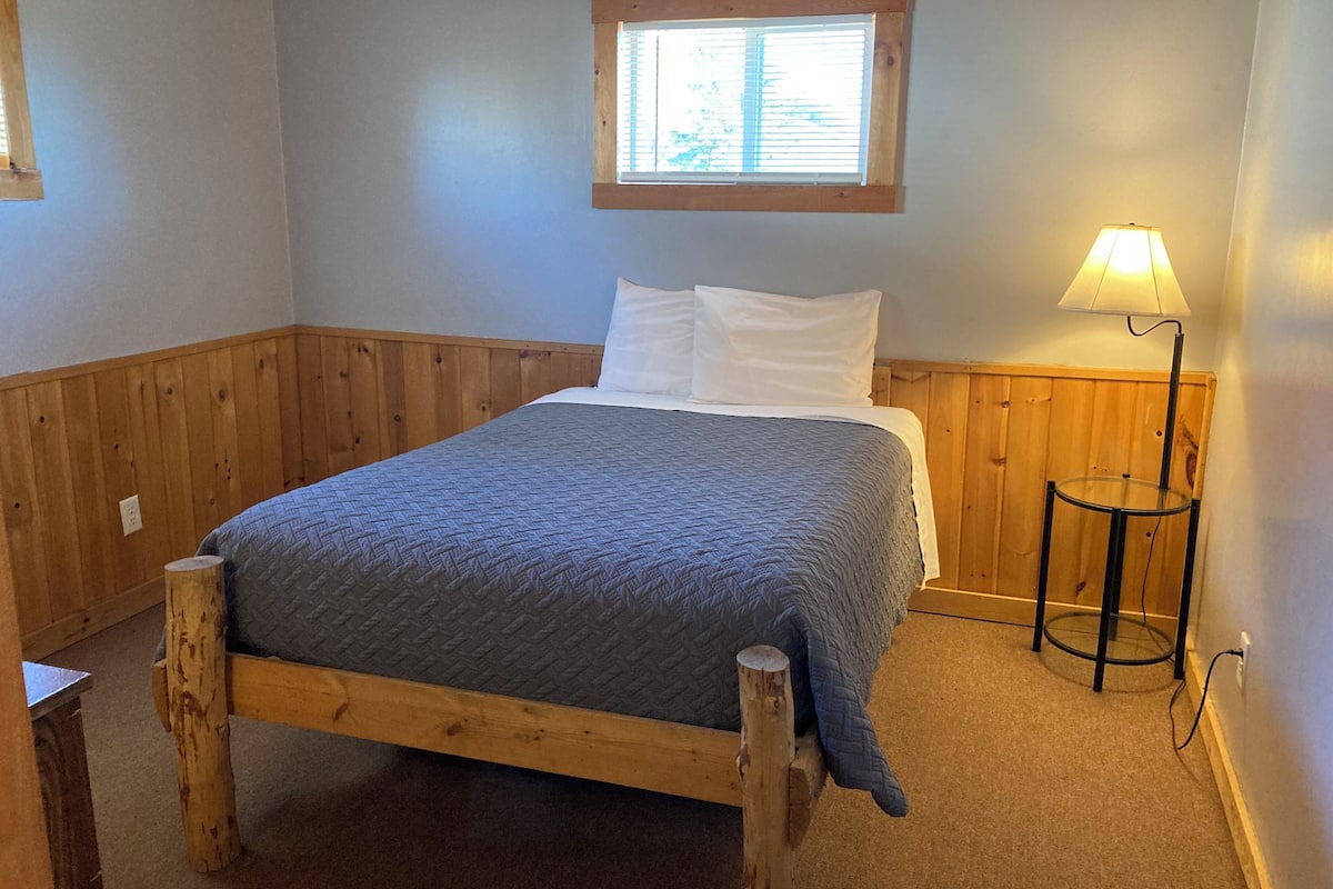 Standard Suite | 1 bedroom, laptop workspace, free WiFi