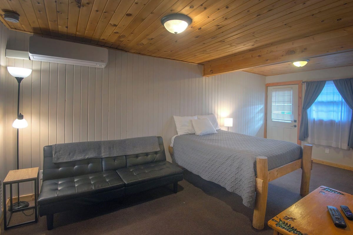 Standard Single Room | 1 bedroom, laptop workspace, free WiFi