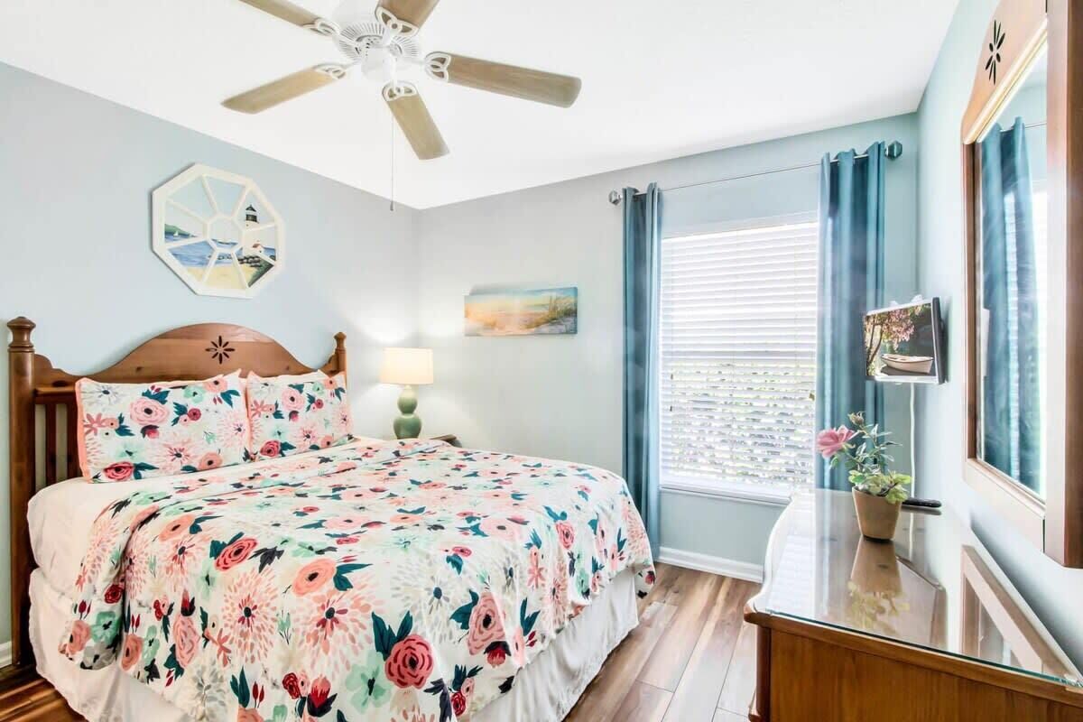 4 Schlafzimmer, Bügeleisen/Bügelbrett, WLAN, Bettwäsche