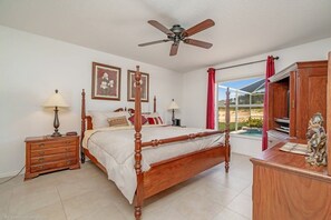 4 bedrooms, iron/ironing board, WiFi, bed sheets