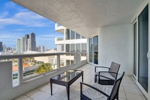 Property grounds - 3 Bedroom Skyline views (Miami)