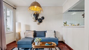 Living area - Catybel by Madeira Sun Travel (Funchal)