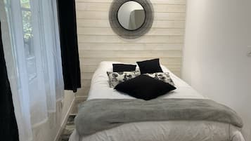 Chambre Nº 4 Double | 1 makuuhuone, untuvapeitot, yksilöllisesti sisustettu