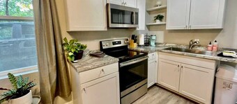 1/1 Downtown Lakeland Pet Friendly Home