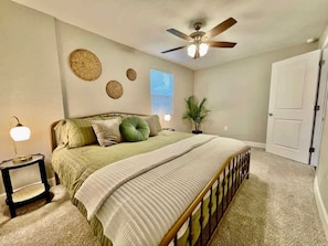 1 bedroom, iron/ironing board, travel crib, WiFi