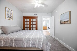3 bedrooms, iron/ironing board, WiFi
