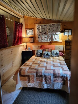 1 makuuhuone, ilmainen Wi-Fi, vuodevaatteet