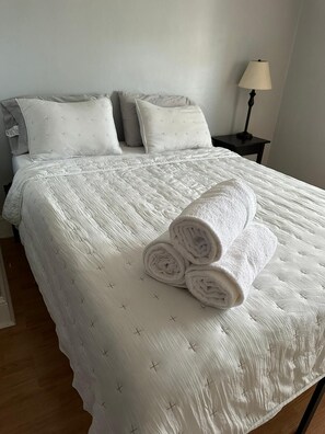 5 bedrooms, iron/ironing board, travel crib, WiFi