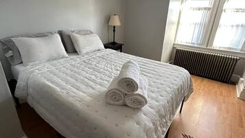 5 bedrooms, iron/ironing board, travel cot, WiFi