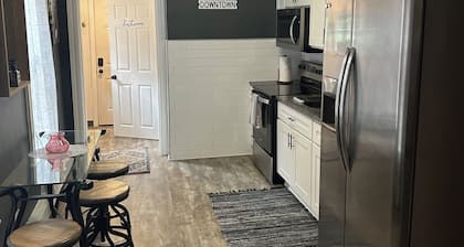 Moravian 5 bedroom townhouse