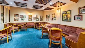 Bar (in der Unterkunft)