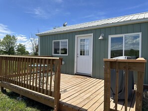 Terrace/patio - Peaceful rural setting in western Colorado. (Hotchkiss)