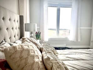 2 bedrooms, desk, WiFi, bed sheets - Where the Ocean Meets Rolling Hills in a Picturesque Landscape (Port Hood)