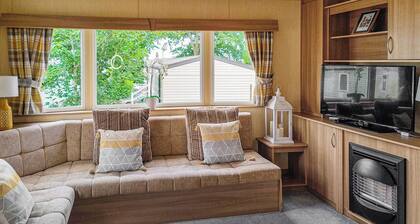 The Meadows is a great family property where you can enjoy a coastal break.