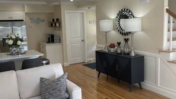 Smart TV, fireplace, books