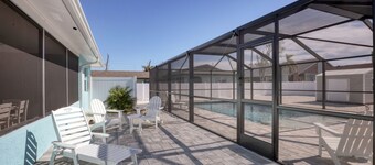 CLEAN,Great Location,Dockage Available,HEATED Pool,3 Units, HUGE Back yard.Apt A