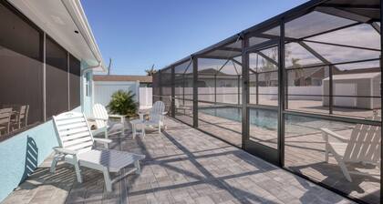 CLEAN,Great Location,Dockage Available,HEATED Pool,3 Units, HUGE Back yard.Apt A