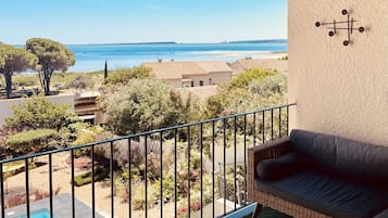 Panoramic-Doppelzimmer, eigenes Bad, Seeblick (La Saline) | Terrasse/Patio