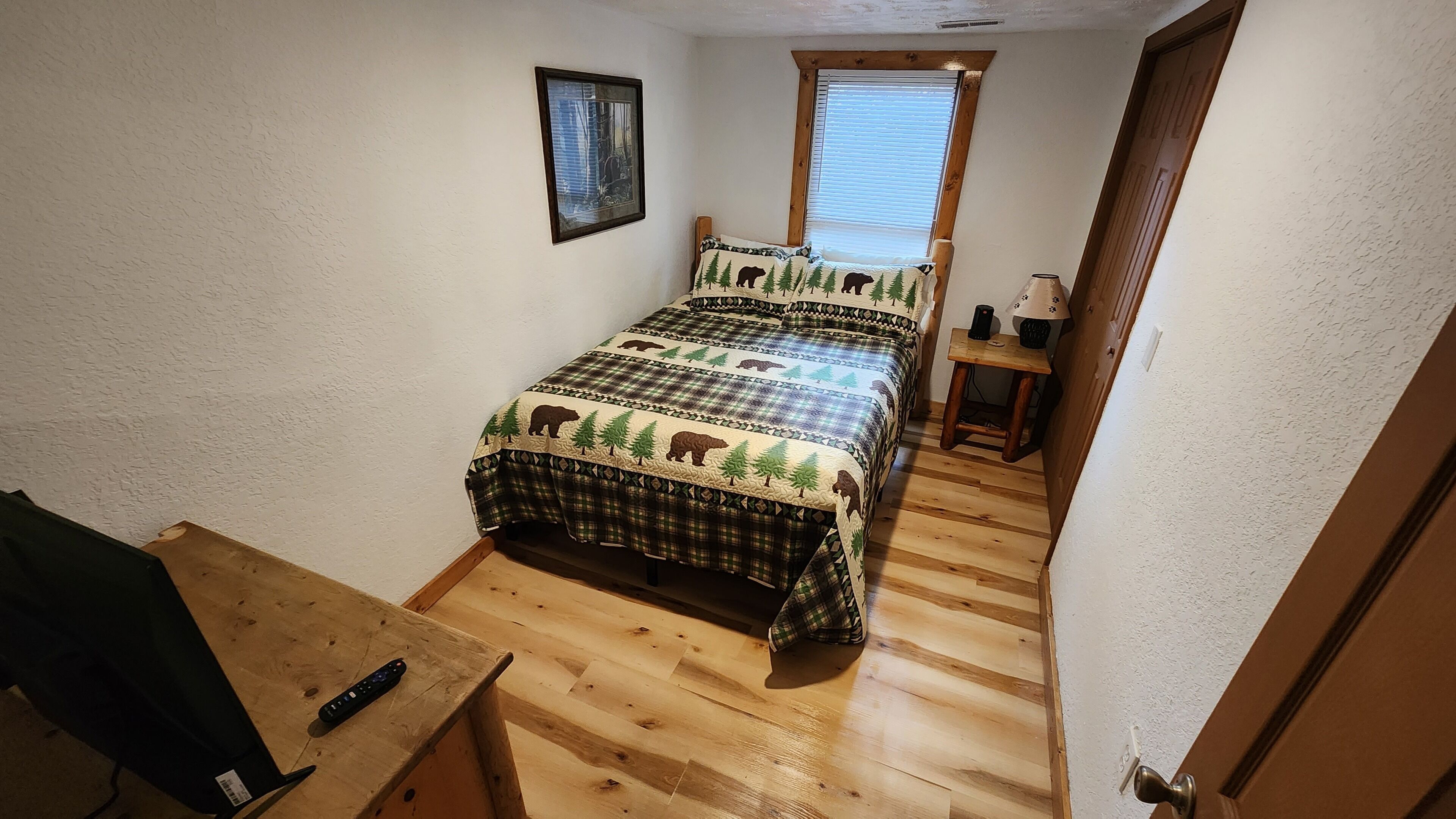 3 chambres, fer et planche à repasser, Wi-Fi gratuit, draps fournis