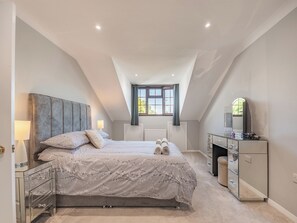 4 habitaciones, wifi gratis y ropa de cama 