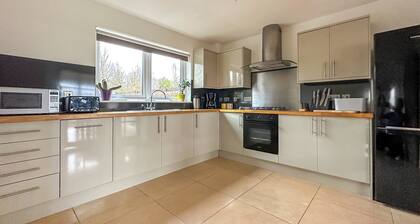 Lurach House - UKC6791