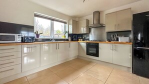 Private kitchen - Lurach House - UKC6791 (Port Appin, near Appin)