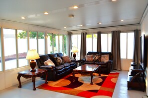 Smart-TV og stereoanlegg