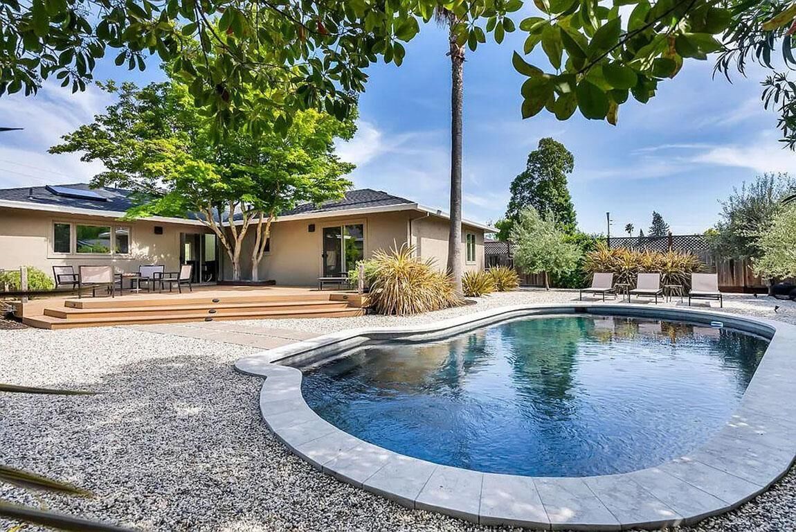 Sonoma Eastside 2 Bedroom Charmer (monthly)