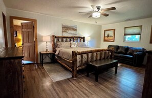 4 soverom, strykejern/-brett, wi-fi (inkludert) og sengetøy