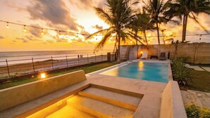 Unclassified image, 5 of 34, button - Villa Marr, Beachfront House in La Libertad (San Salvador)