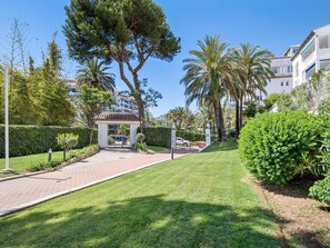 Property grounds - Apartment in Playas del Duque for 5 people | Casa Cadiz 412A (Puerto Banús - Marbella)