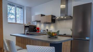 KylskÄp, mikrovÄgsugn, ugn och diskmaskin