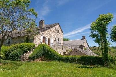 Le Bellevue - Location 4/6 Personnes à Saint Georges de Lévejac