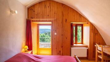 2 camere, culla da viaggio, Wi-Fi gratuito