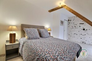 3 habitaciones, tabla de planchar con plancha y wifi gratis 