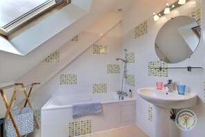 Badewanne, Haartrockner