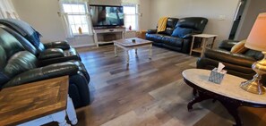 Smart TV, table tennis, books