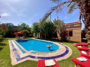 Piscine extérieure