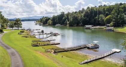 Lake Chatuge beauty w/private dock, fire pit, pool table, grills and A+ views!