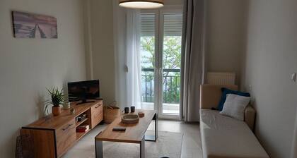 Cozy apartment in Kalamaria close to the beach(Pet friendly!)