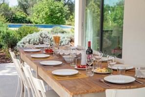 Servei de restauració a l'aire lliure