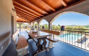 Outdoor dining - Lovely home in Benkovac with WiFi (Benkovac)