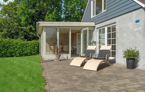 Terrace/patio - Amazing home in Vesløs (Vesløs)