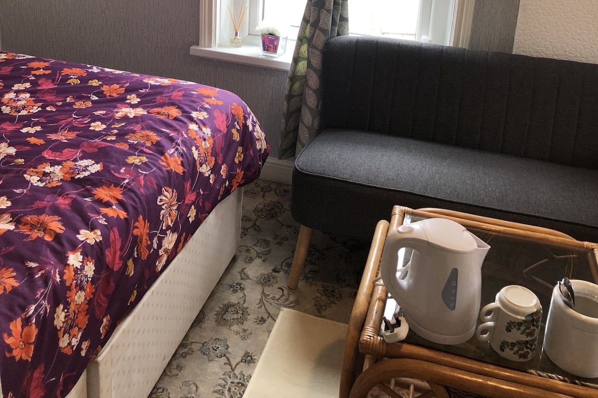 Economy Room | 1 bedroom, free WiFi